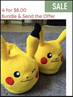 Pokemon Pikachu Plush Slippers Size 4/5 Kids Boys Girls Good Condition